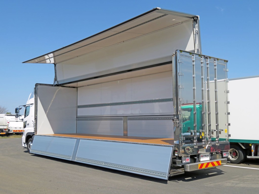 日野 プロフィア 2KG-FW1AHCの写真3