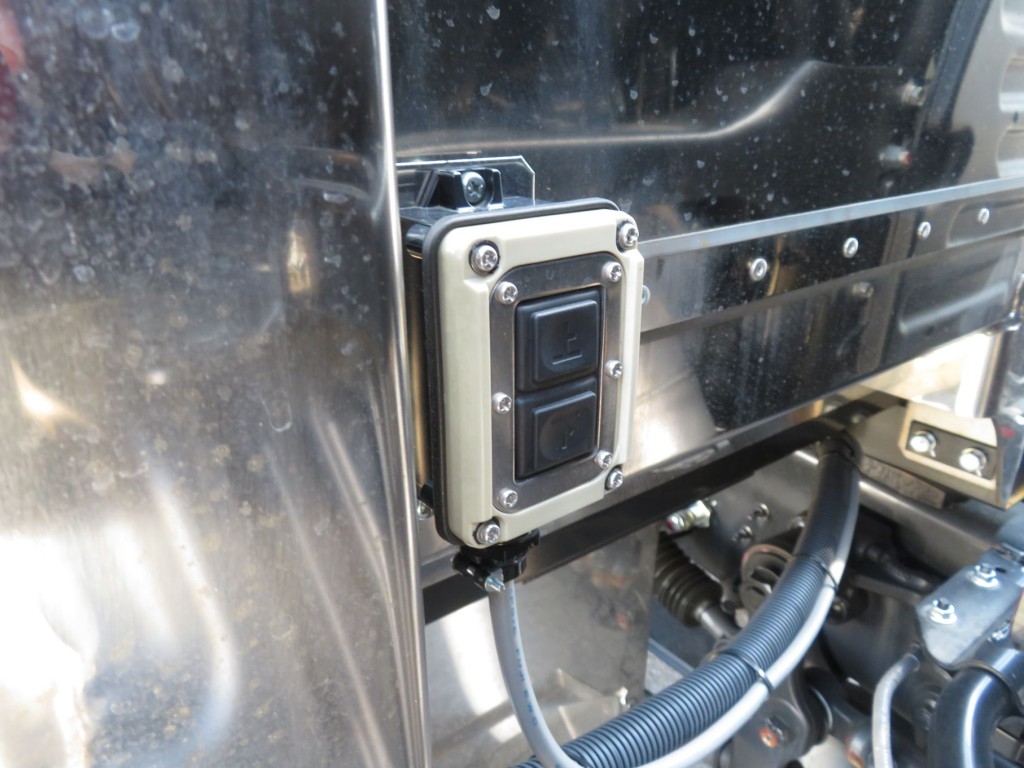 日野 プロフィア 2KG-FW1AHCの写真8