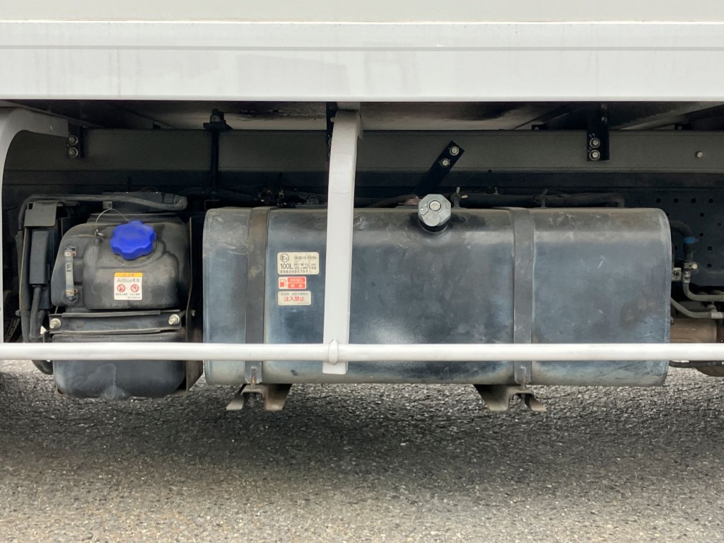 いすゞ エルフ 2RG-NPR88AN(2WD)の写真14