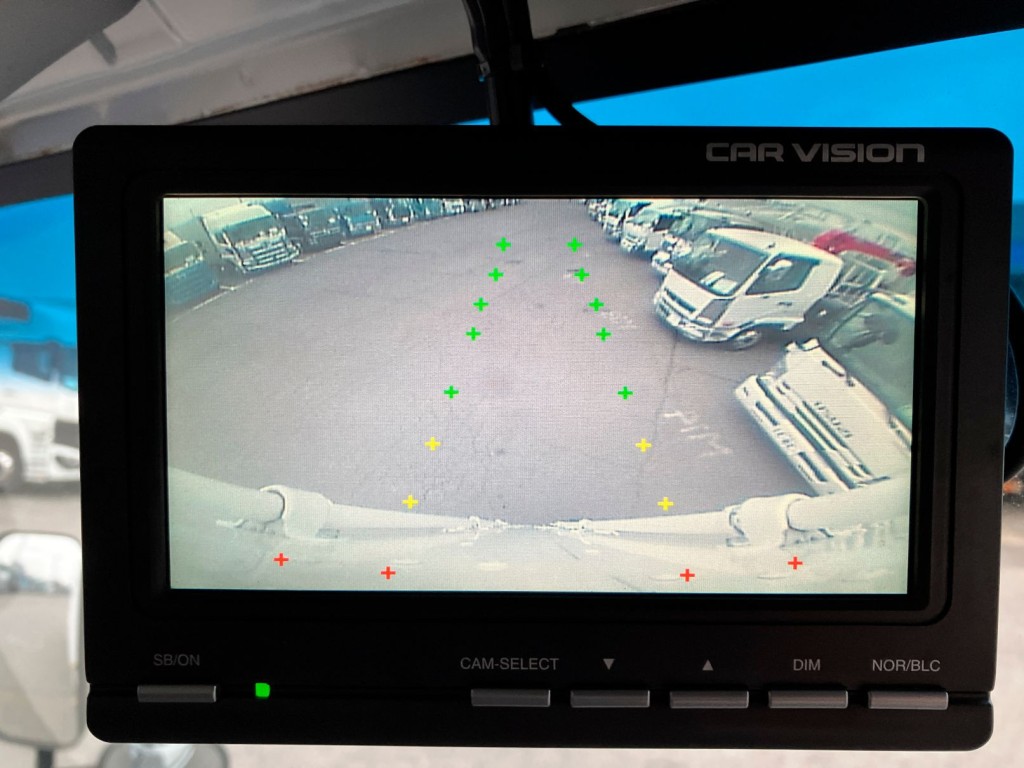 いすゞ エルフ 2RG-NPR88AN(2WD)の写真16