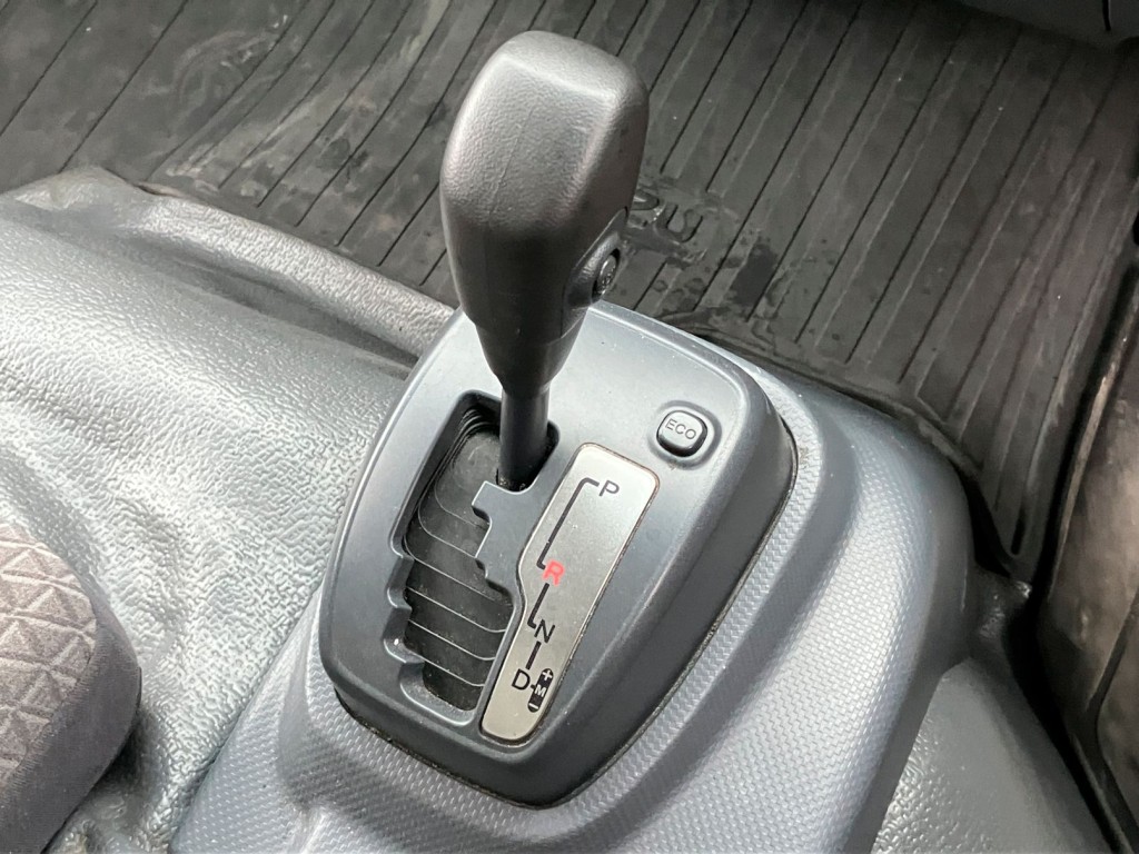 いすゞ エルフ 2RG-NPR88AN(2WD)の写真17