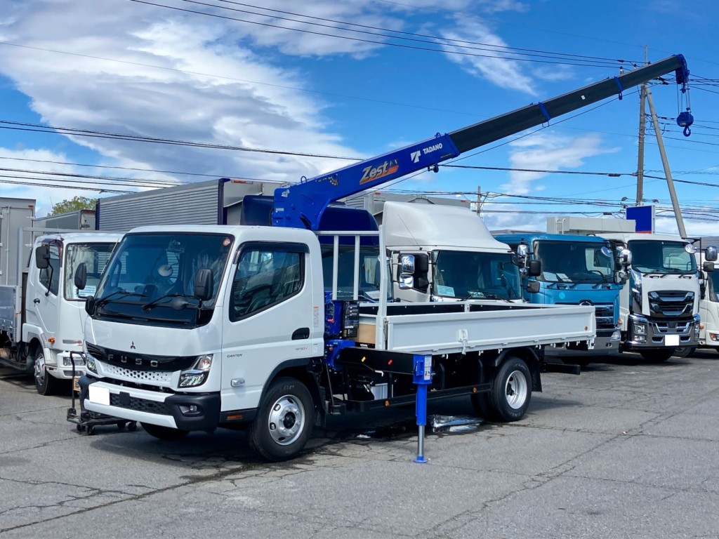 三菱 キャンター 2PG-FEB90(2WD)の写真1