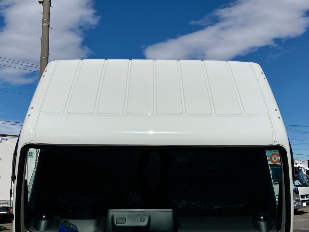 三菱 キャンター 2PG-FEB90(2WD)の写真24