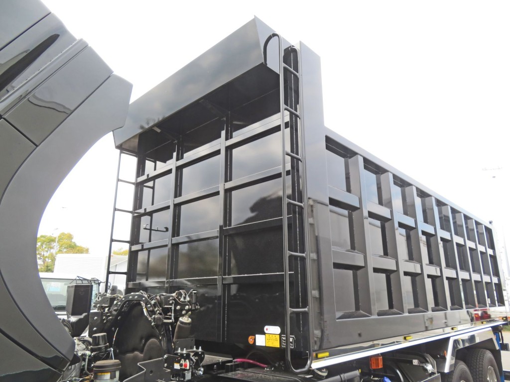 日野 プロフィア 2DG-FS1AJEの写真17