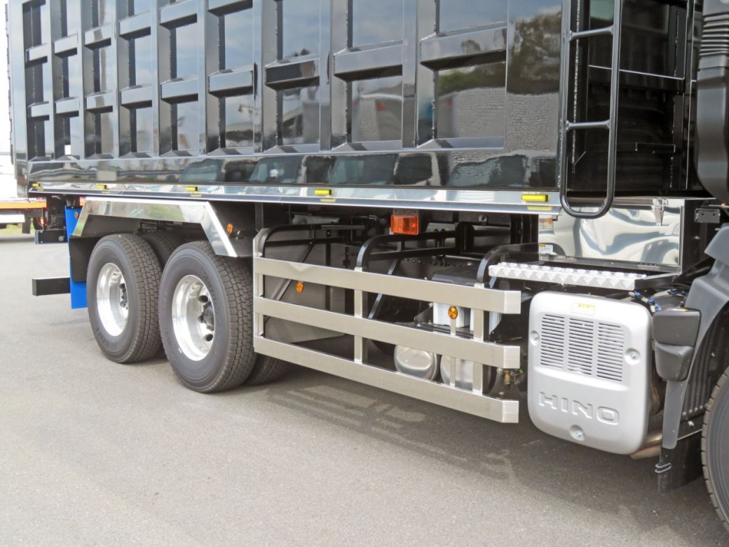 日野 プロフィア 2DG-FS1AJEの写真18