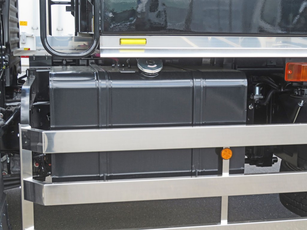 日野 プロフィア 2DG-FS1AJEの写真24