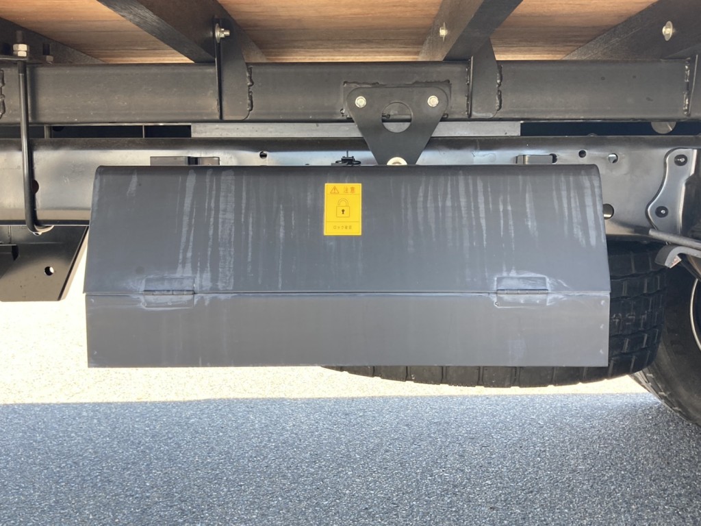 工具箱の状態です。|日野 レンジャー 2KG-FE2ACAの写真24