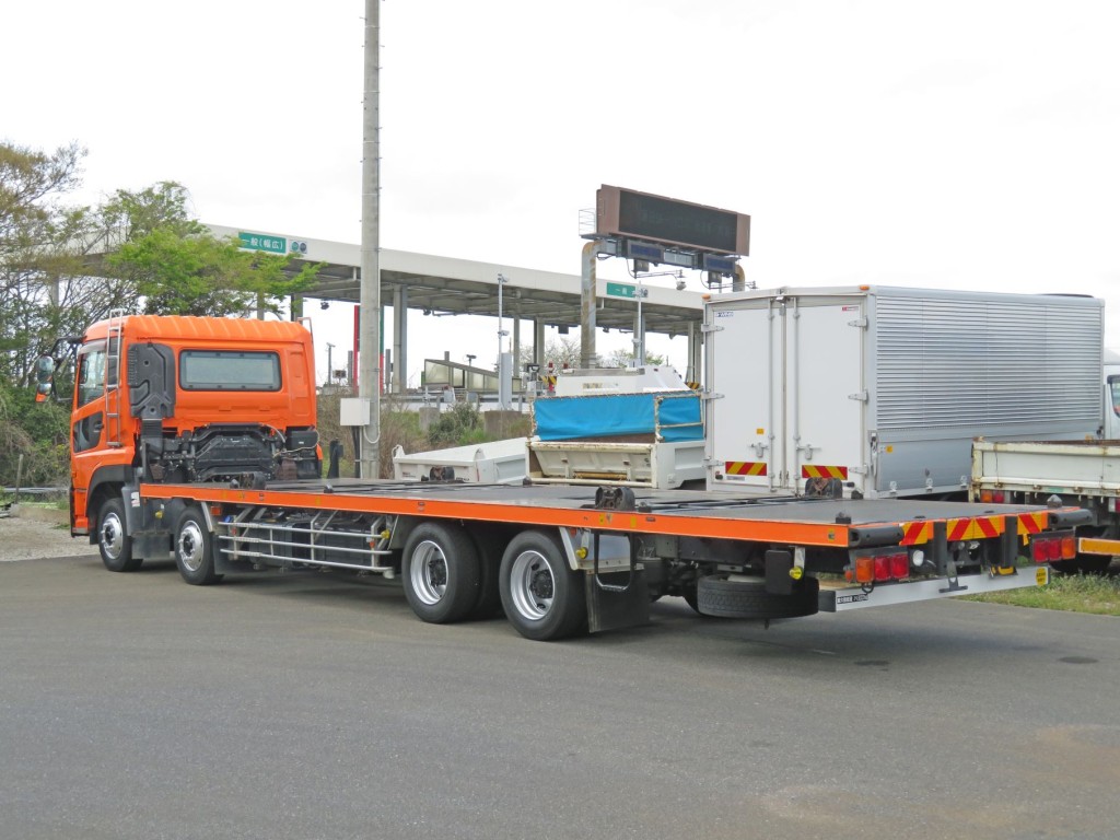 UDトラックス クオン QKG-CG5ZAの写真3