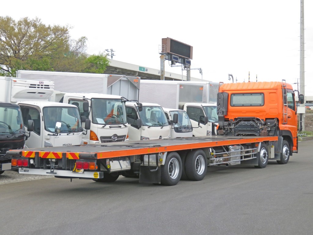 UDトラックス クオン QKG-CG5ZAの写真4