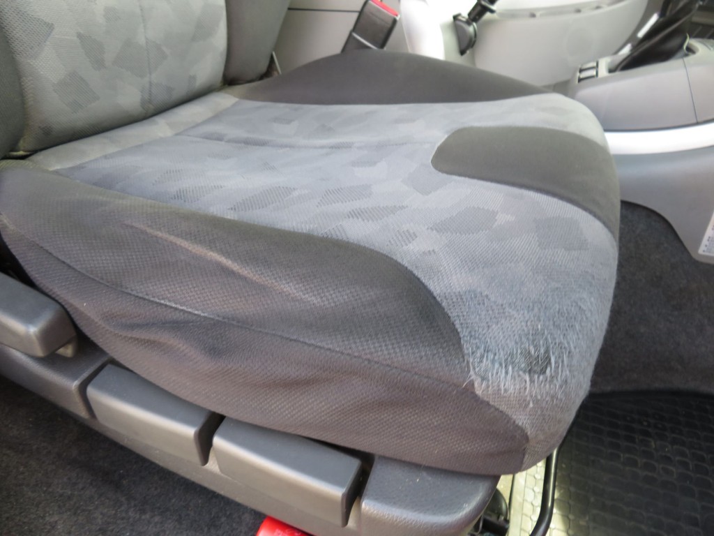 UDトラックス クオン QKG-CG5ZAの写真27