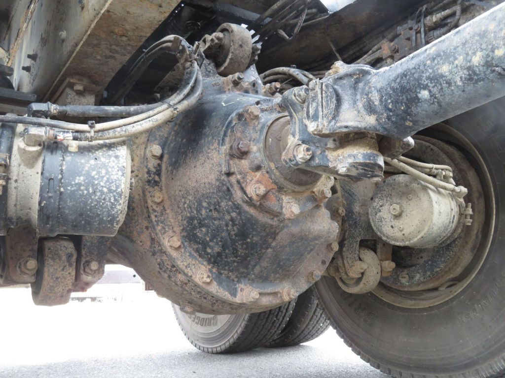 下廻りの状態です。|UDトラックス クオン QKG-CD5YLの写真38