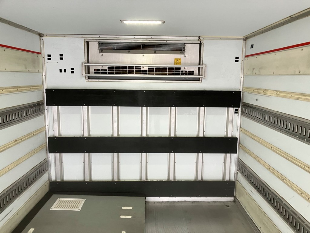 三菱 ファイター TKG-FK71F(2WD)の写真12