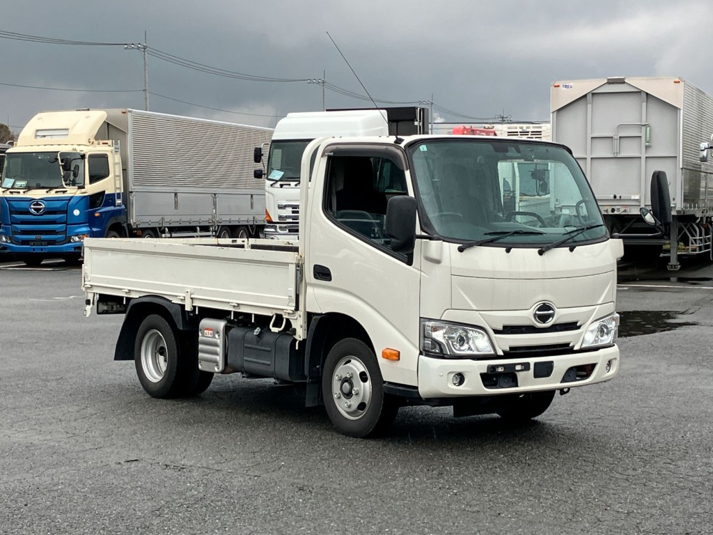 日野 デュトロ 2KG-XZC605M(2WD)の写真2
