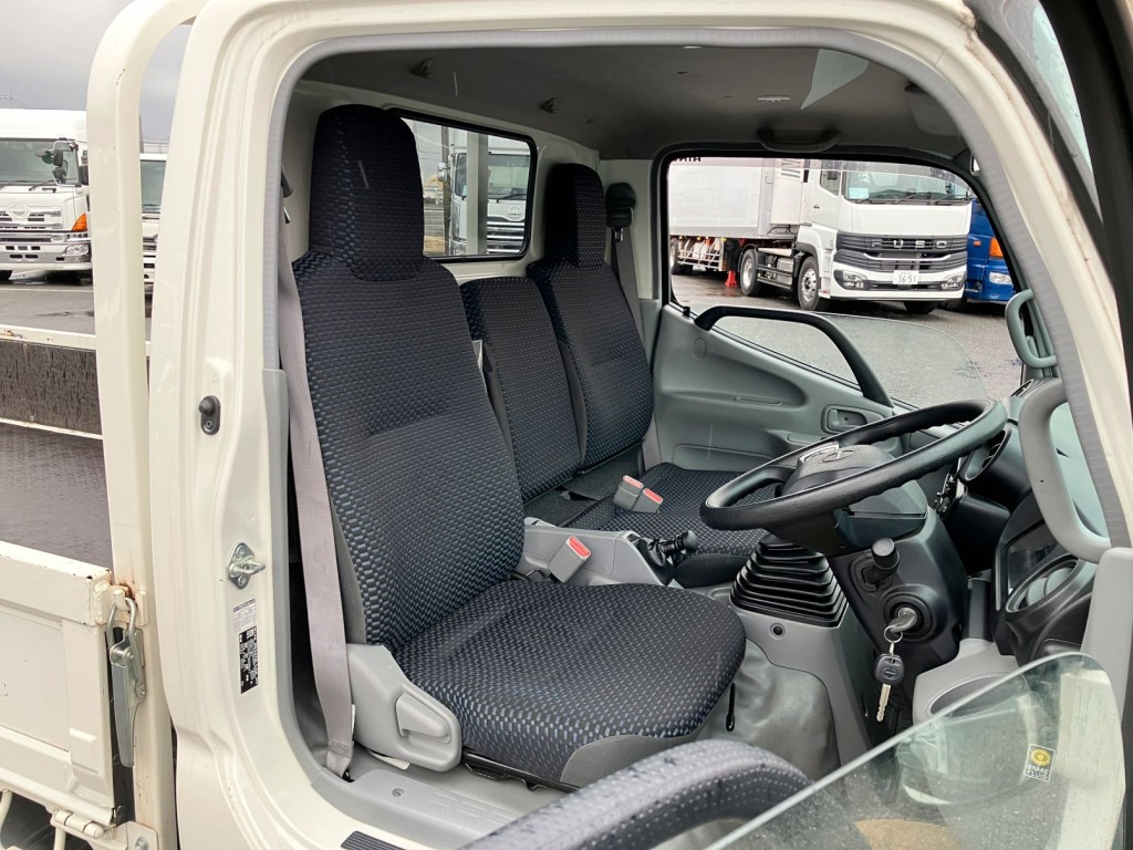 日野 デュトロ 2KG-XZC605M(2WD)の写真5