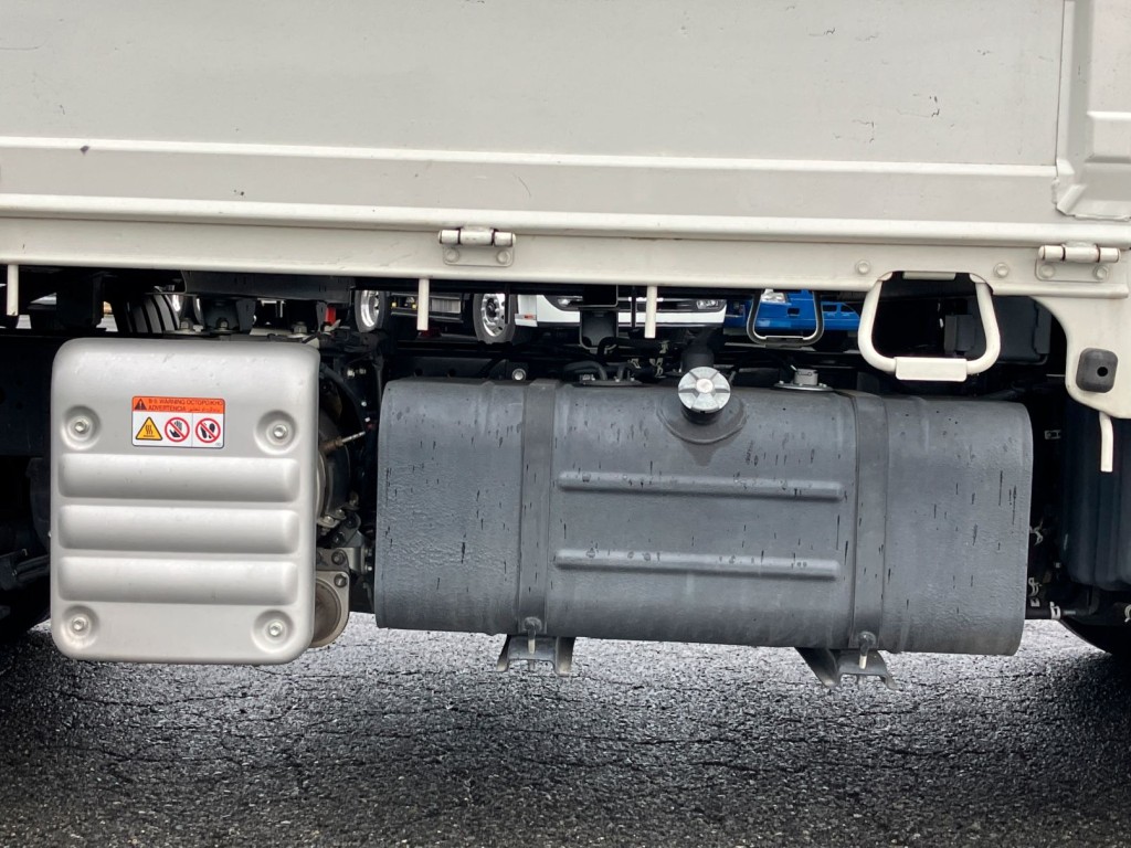 日野 デュトロ 2KG-XZC605M(2WD)の写真9