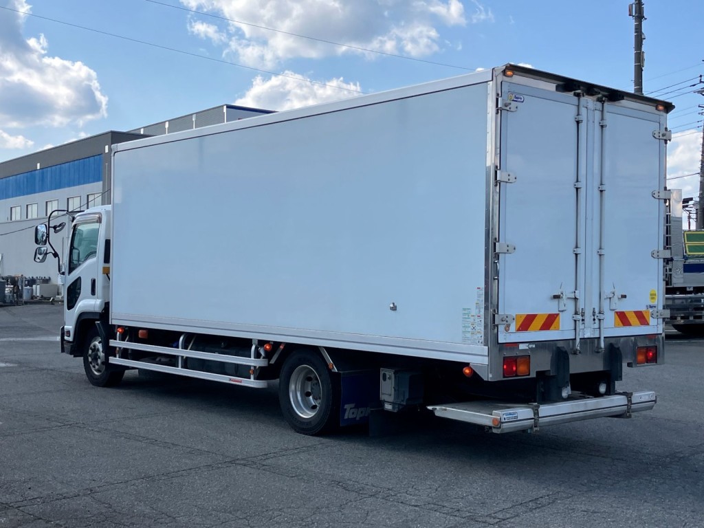 いすゞ フォワード 2PG-FTR90V2の写真3