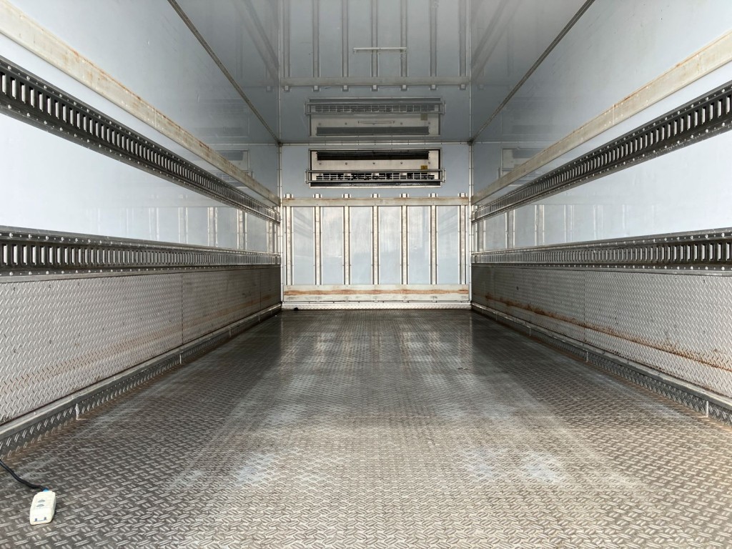 いすゞ フォワード 2PG-FTR90V2の写真10