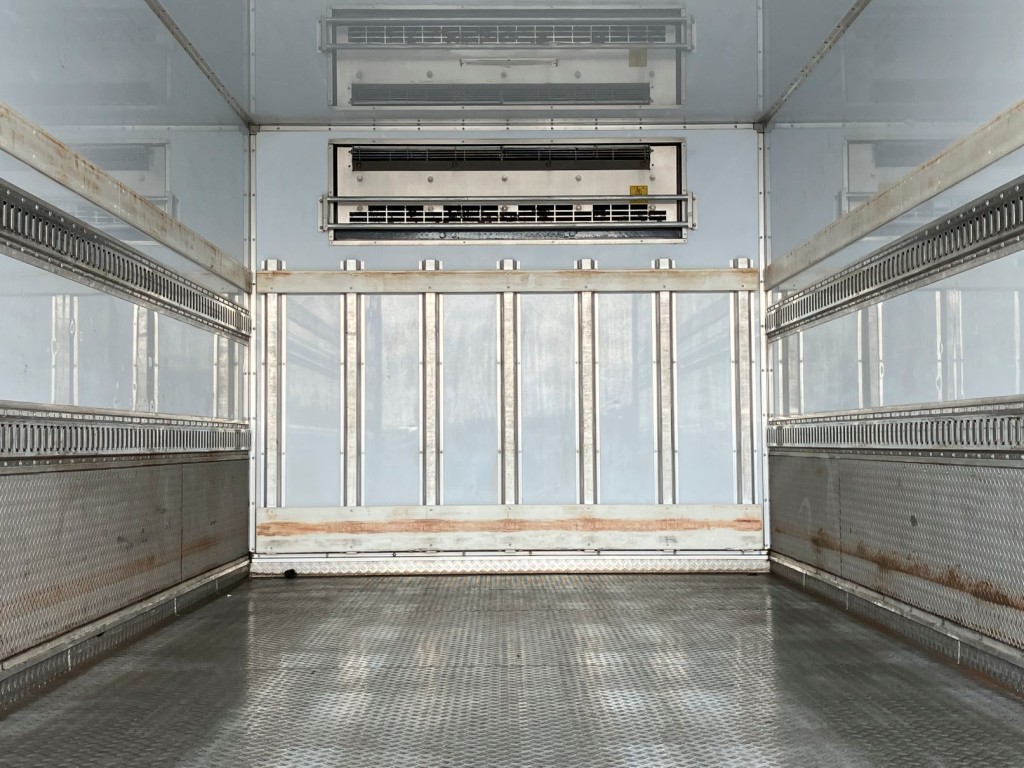 いすゞ フォワード 2PG-FTR90V2の写真11