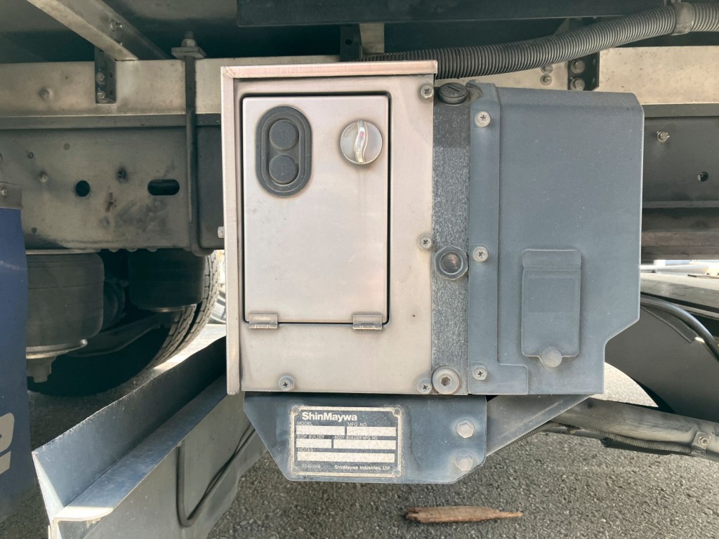 いすゞ フォワード 2PG-FTR90V2の写真13