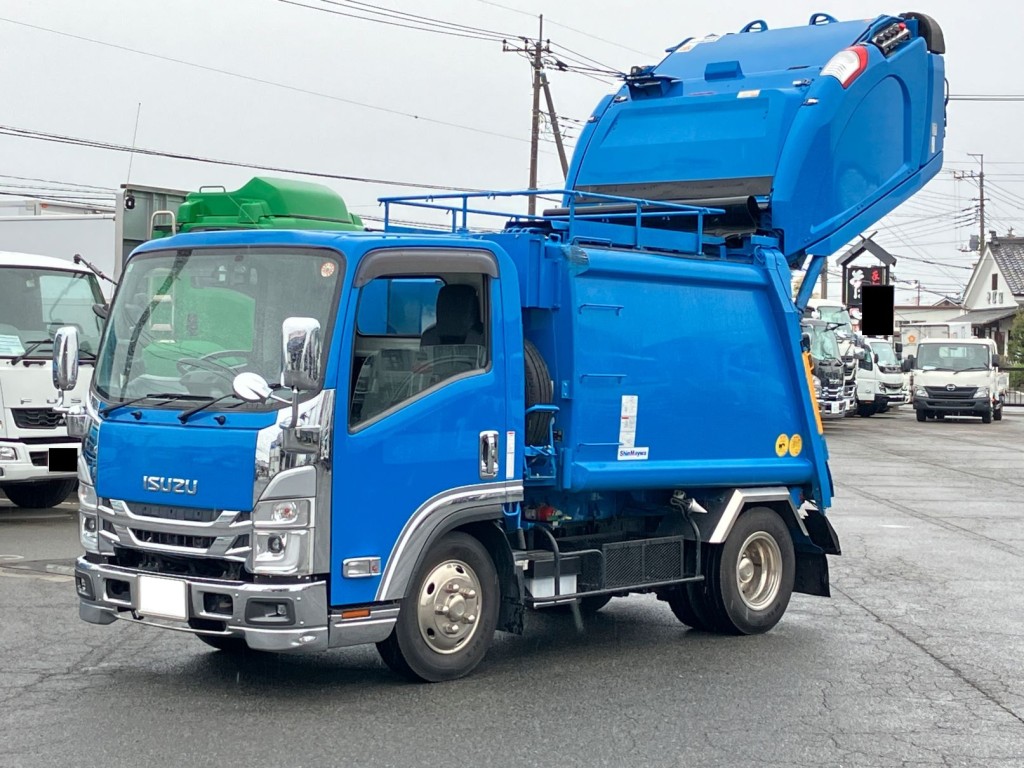 いすゞ エルフ 2RG-NMR88AN(2WD)の写真1