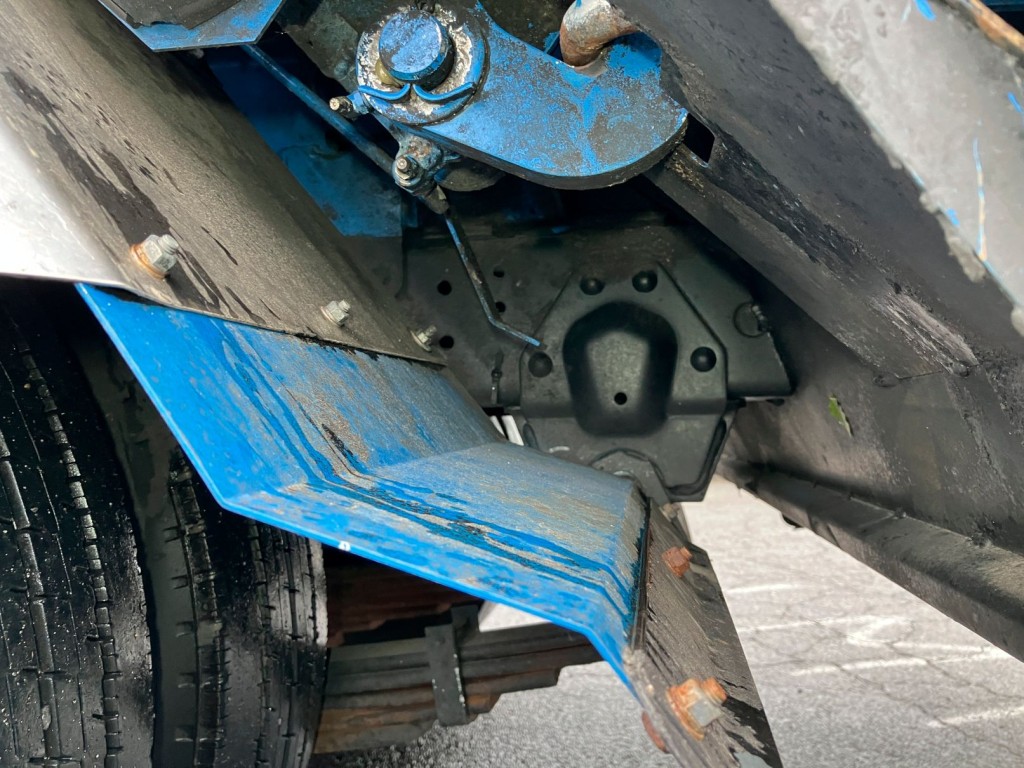 いすゞ エルフ 2RG-NMR88AN(2WD)の写真6