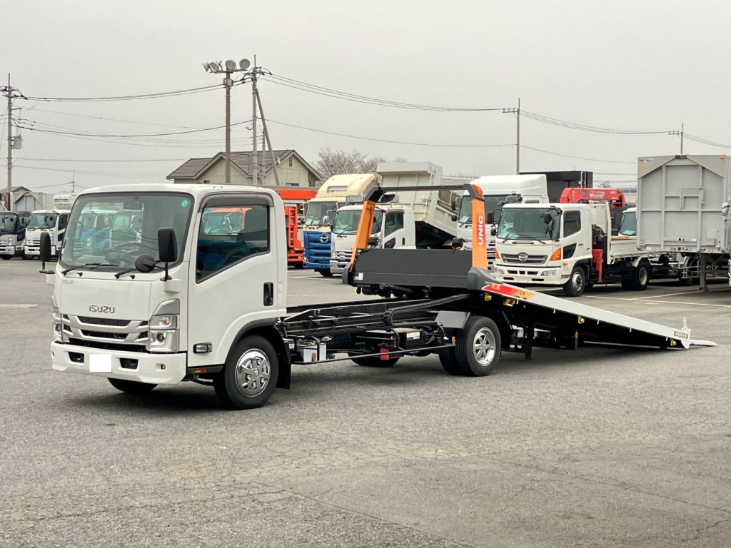 いすゞ エルフ 2RG-NPR88AN(2WD)の写真1