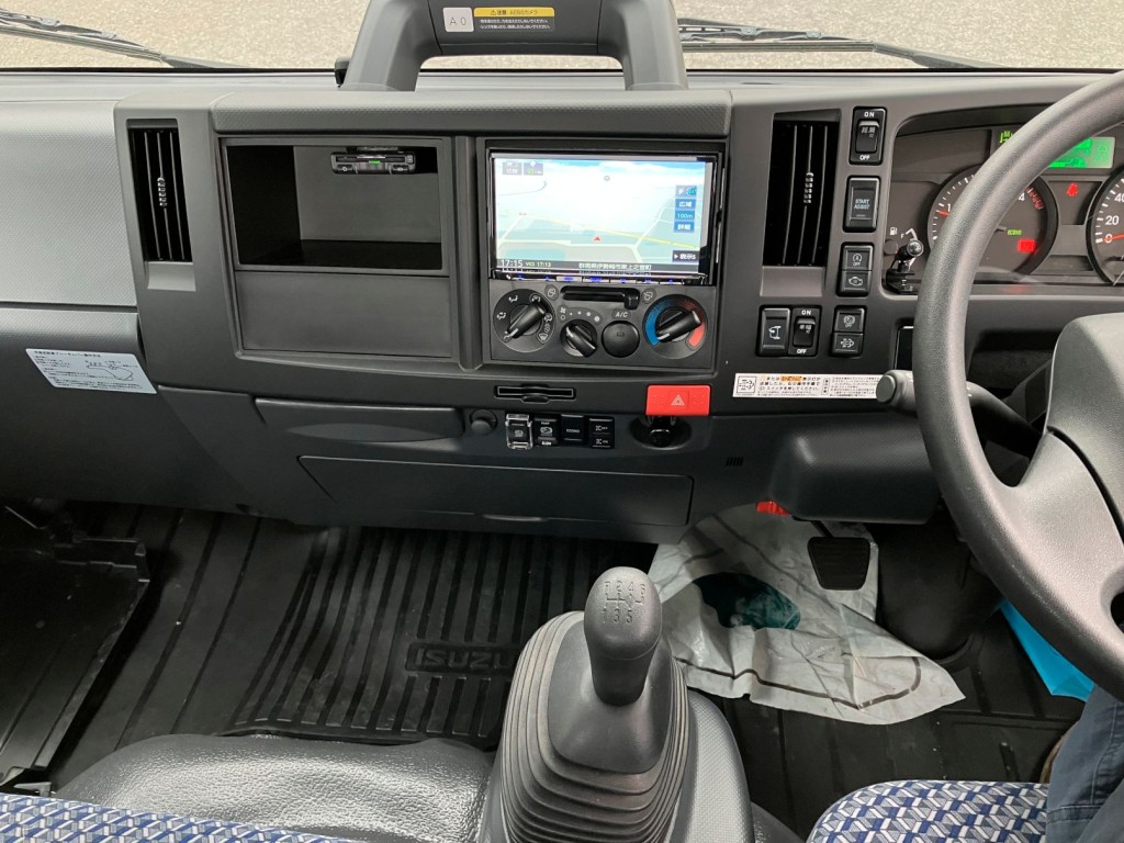 いすゞ エルフ 2RG-NPR88AN(2WD)の写真16