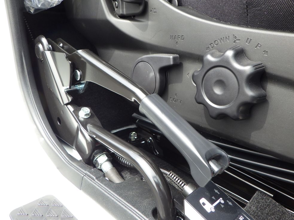 ダンプレバー付です。|三菱 スーパーグレート 2RG-FP84VDRの写真14