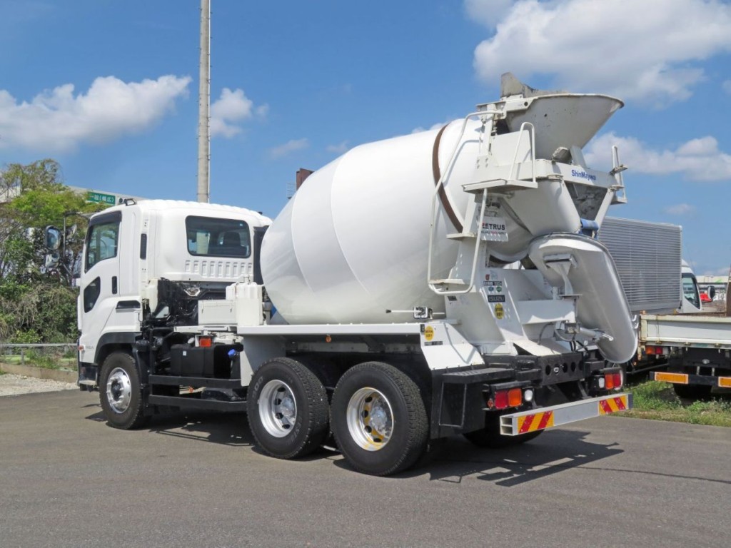 いすゞ ギガ 2KG-CXZ77CTの写真3