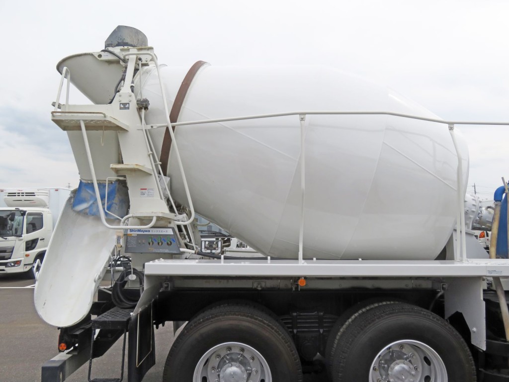 いすゞ ギガ 2KG-CXZ77CTの写真16