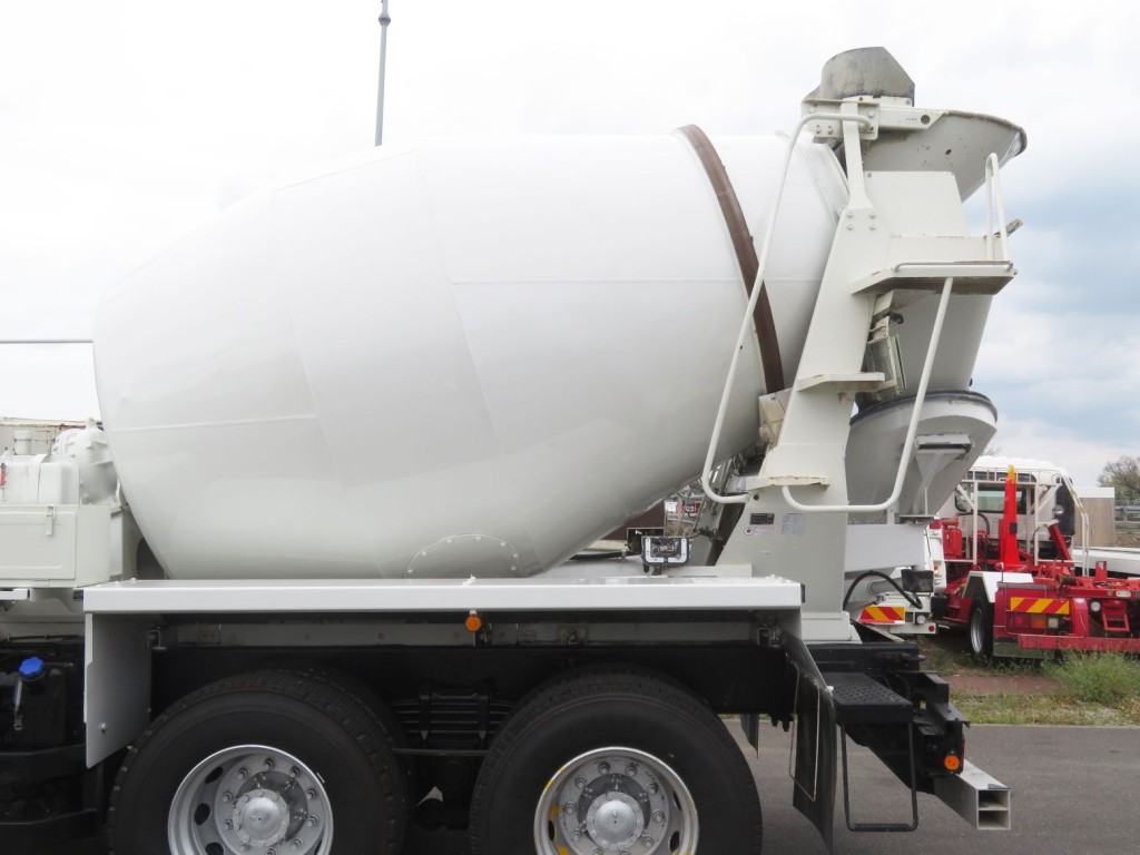 いすゞ ギガ 2KG-CXZ77CTの写真17