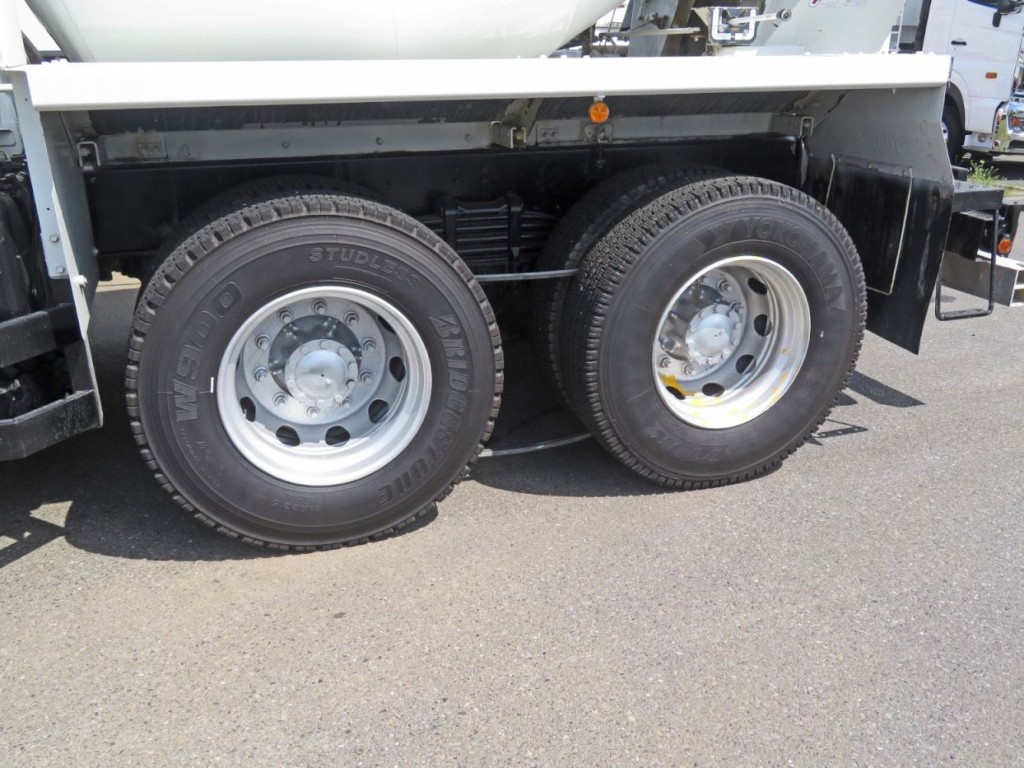 いすゞ ギガ 2KG-CXZ77CTの写真26