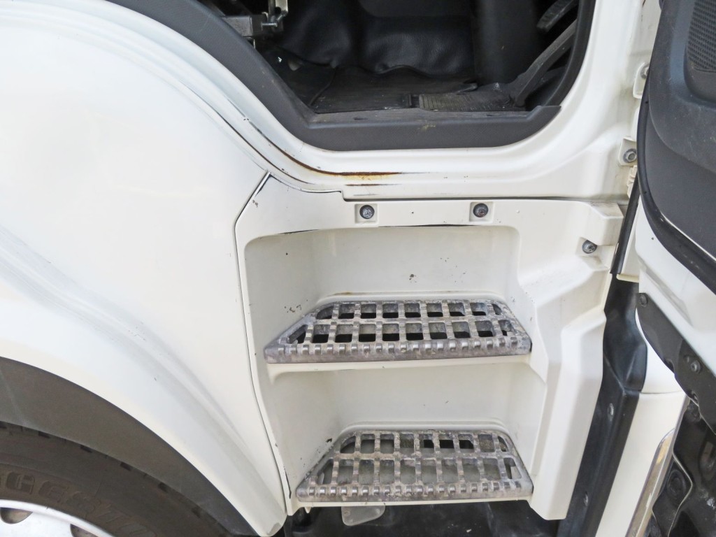 いすゞ ギガ 2KG-CXZ77CTの写真40