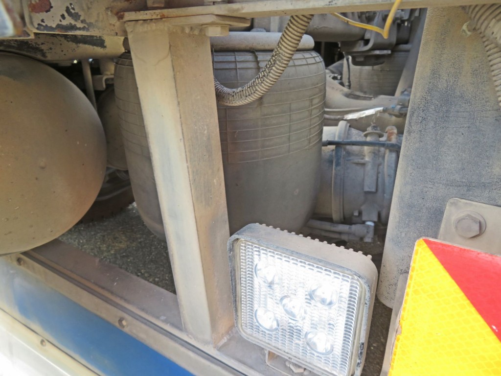 エアサスです。|日野 プロフィア QPG-SH1EDDGの写真5
