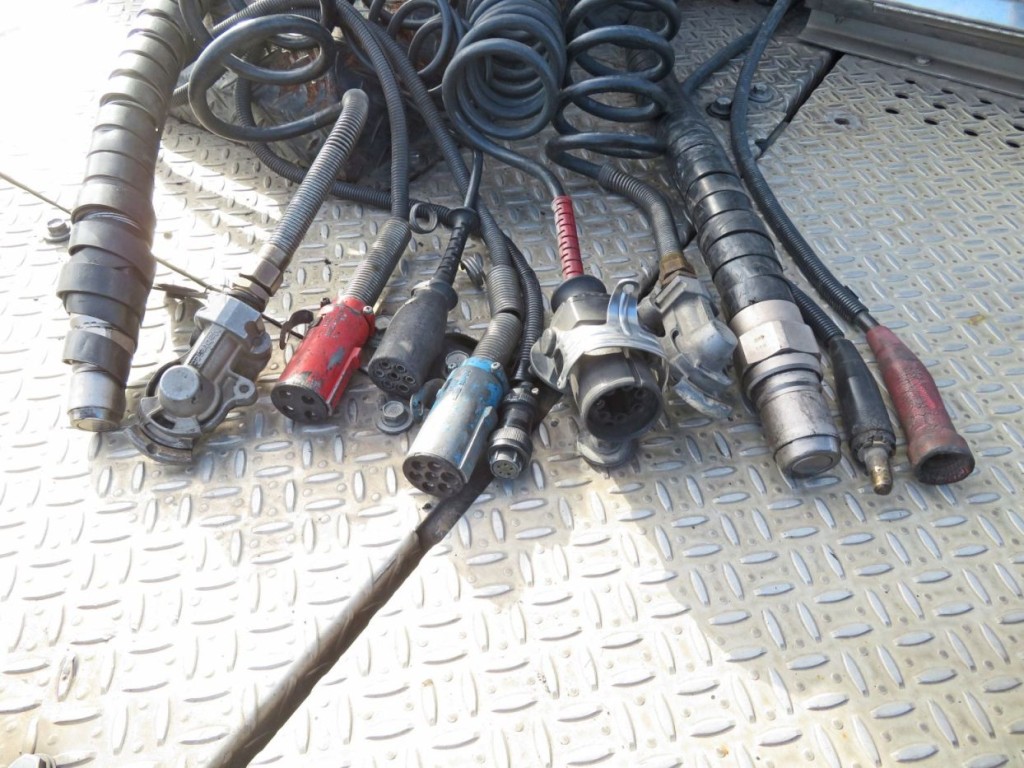 日野 プロフィア QPG-SH1EDDGの写真14