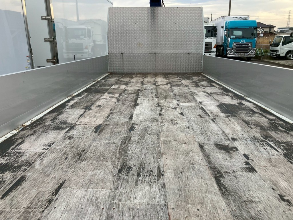 三菱 ファイター 2KG-FK62F(2WD)の写真5