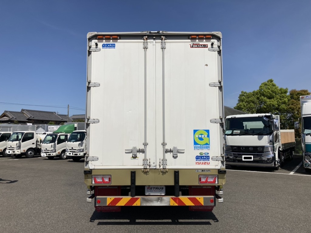 いすゞ フォワード 2RG-FRR90S2(2WD)の写真17