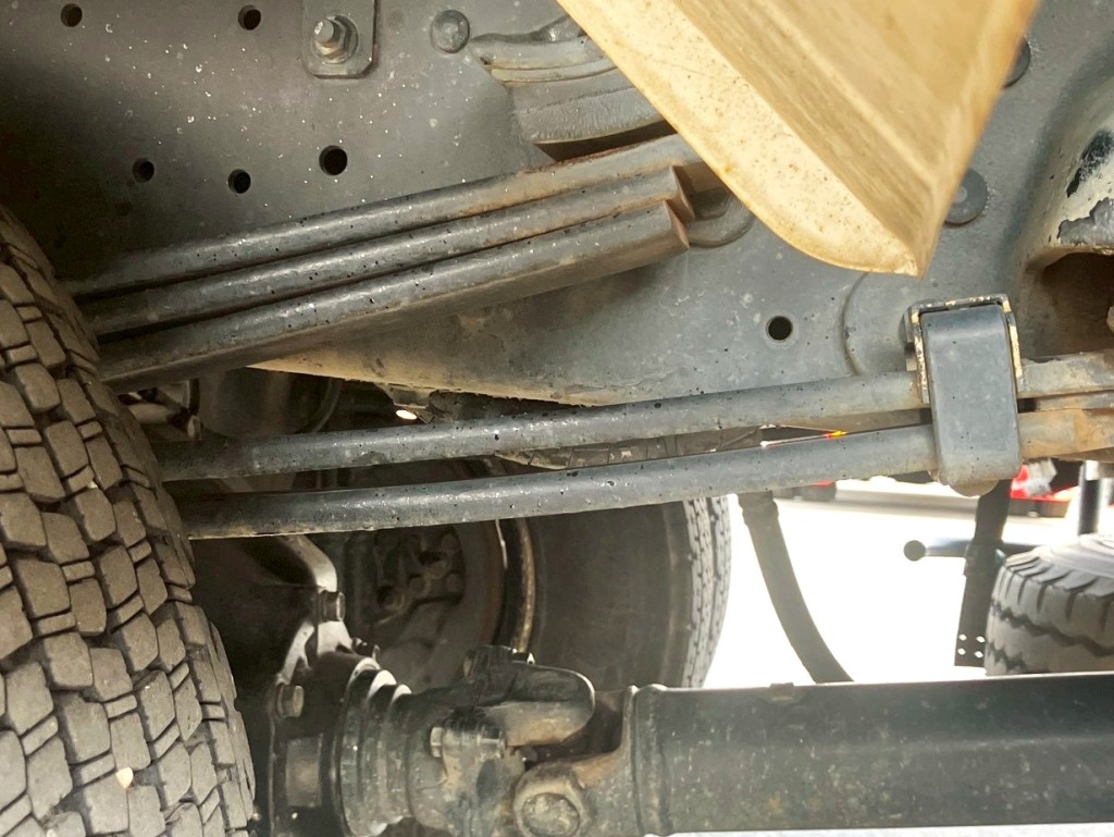 リーフサスです。|日野 デュトロ 2KG-XZU700X(2WD)の写真6