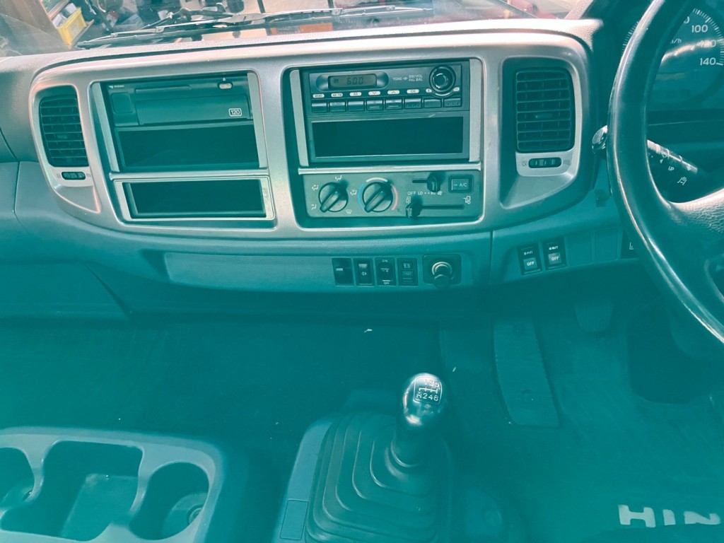 日野 レンジャー BDG-FD7JLWA(2WD)の写真12