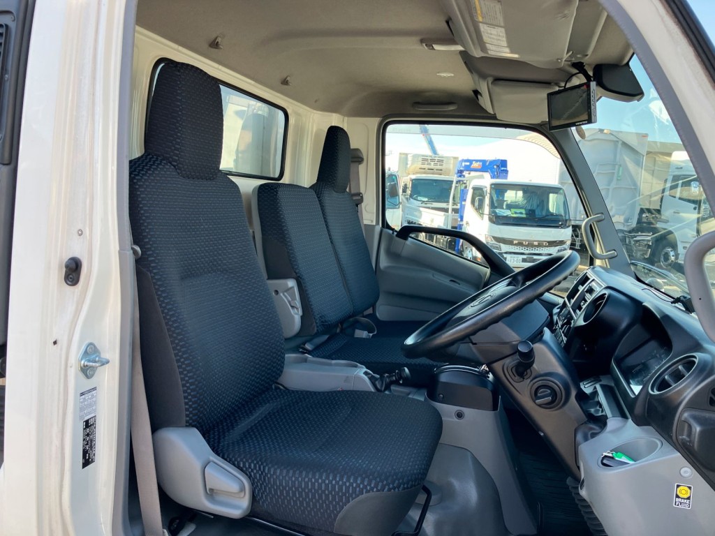 日野 デュトロ 2RG-XZU710M(2WD)の写真5