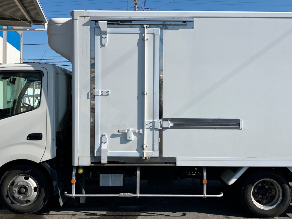 日野 デュトロ 2RG-XZU710M(2WD)の写真13