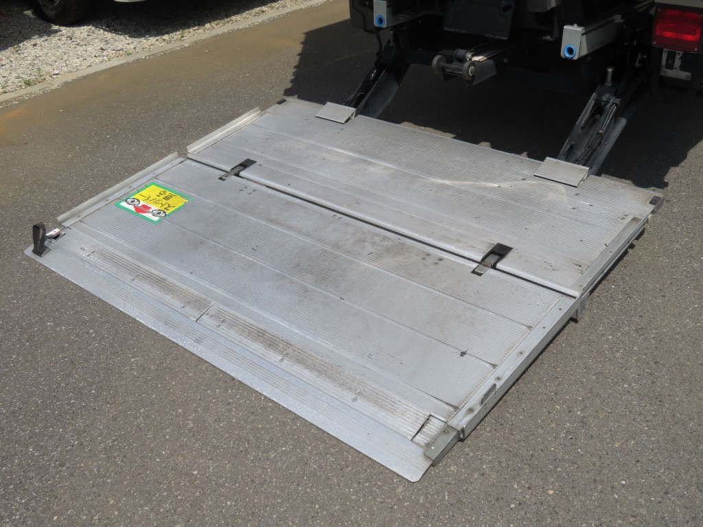 日野 レンジャー 2KG-FC2ABA(2WD)の写真12