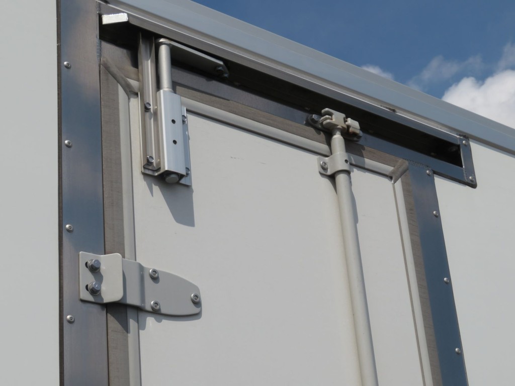 日野 レンジャー 2KG-FC2ABA(2WD)の写真16