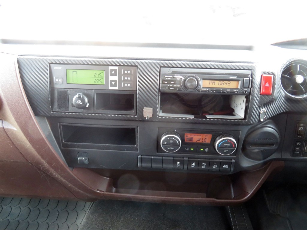 日野 レンジャー 2KG-FC2ABA(2WD)の写真30