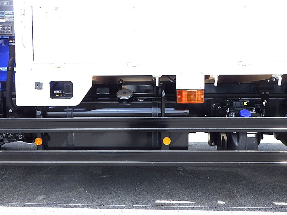 燃料タンクは２００Lです。|日野 レンジャー 2KG-FE2ACAの写真21