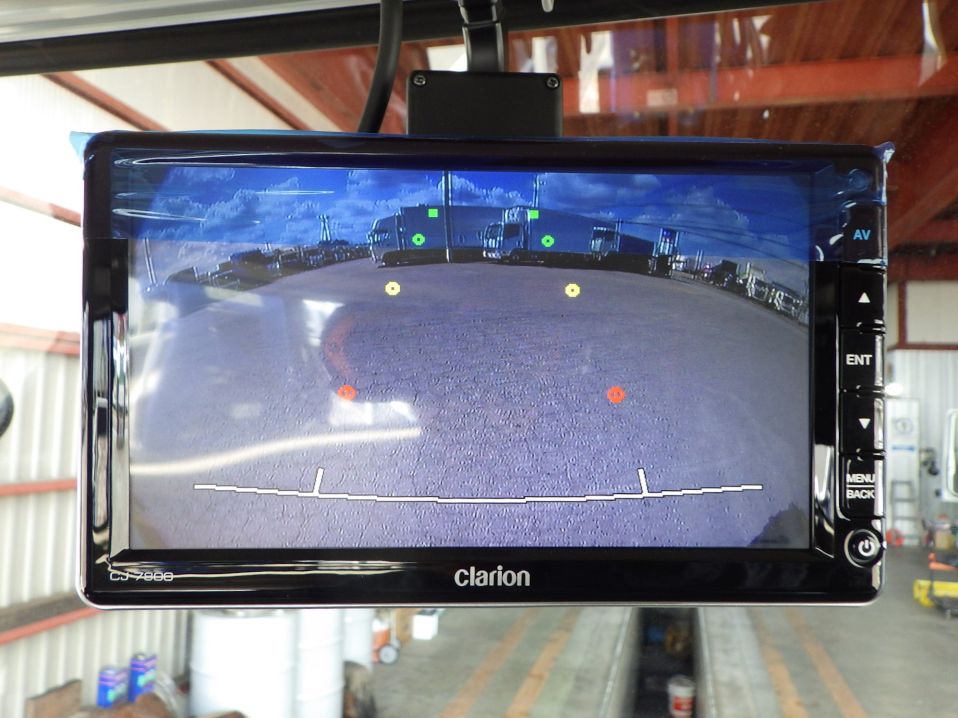 液晶バックモニター付きです。|日野 レンジャー 2KG-FE2ACAの写真22
