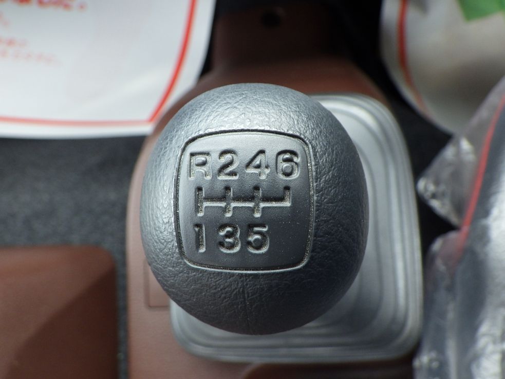 MT６速です。|日野 レンジャー 2KG-FE2ACAの写真23