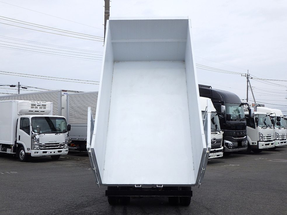 荷台全体の状態です。（塗装してあります）|三菱 キャンター TPG-FBA60(2WD)の写真7