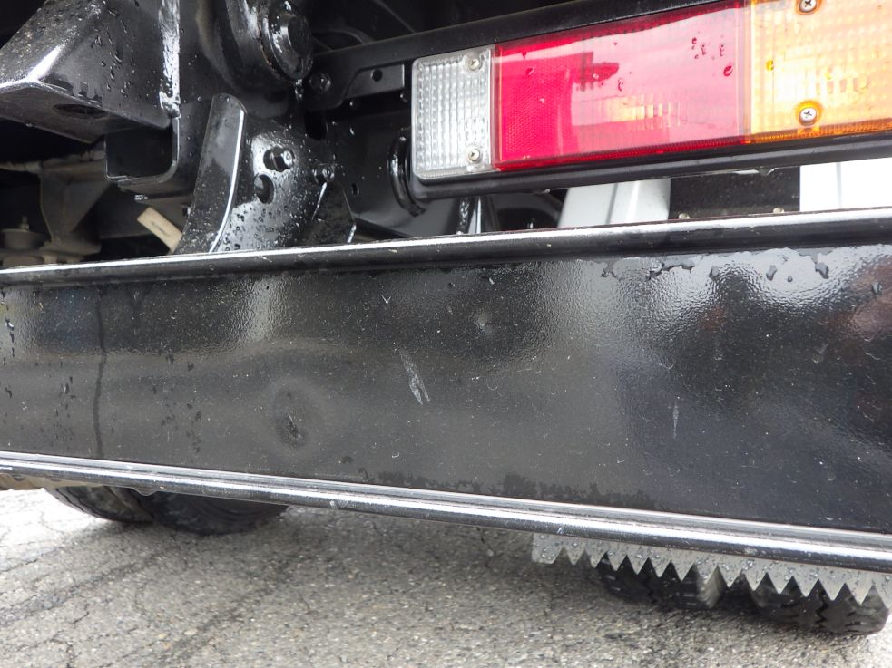 リヤバンパーにヘコミがあります。（塗装してあります。）|三菱 キャンター TPG-FBA60(2WD)の写真28