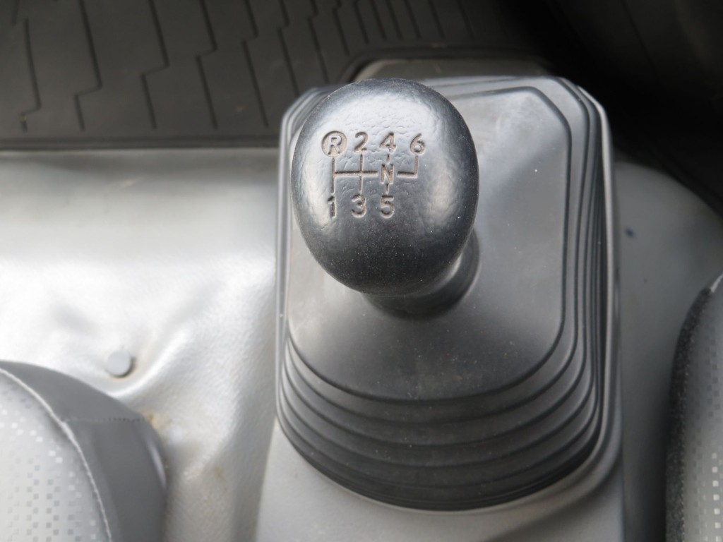 日野 デュトロ 2KG-XZU700X(2WD)の写真24